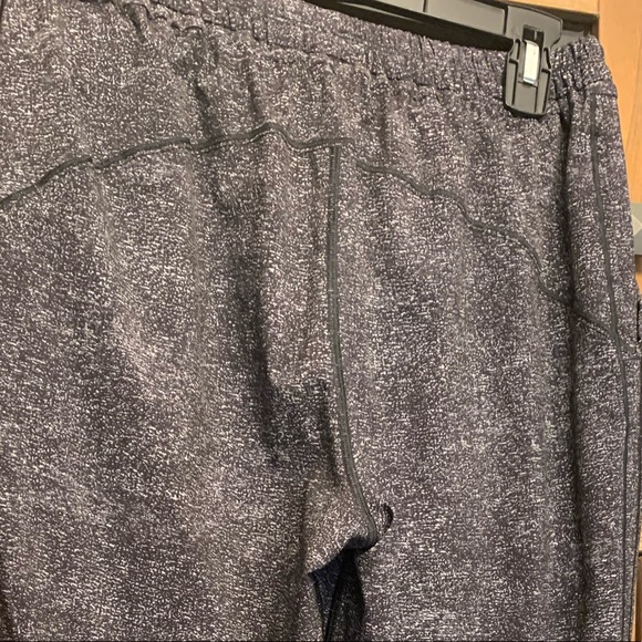 Lululemon Keep It Classic Crop - Picture 6 of 8